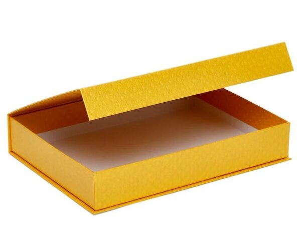 Flip Top Boxes With Magnetic Closure